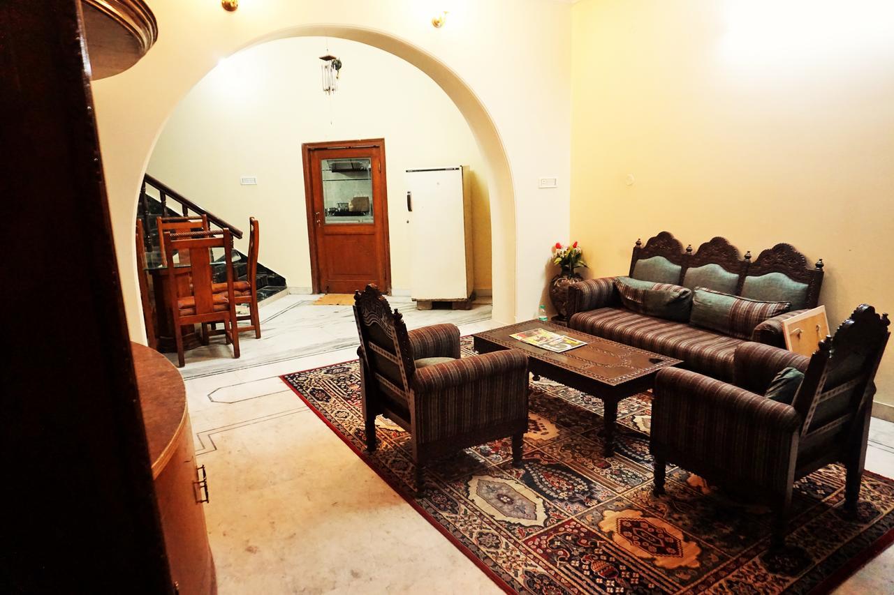 Lazy Mozo Backpackers Hostel Jaipur Bagian luar foto