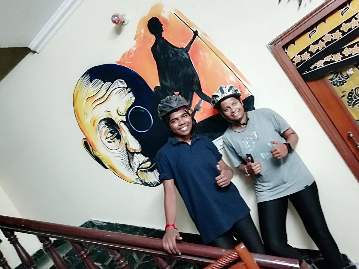 Lazy Mozo Backpackers Hostel Jaipur Bagian luar foto