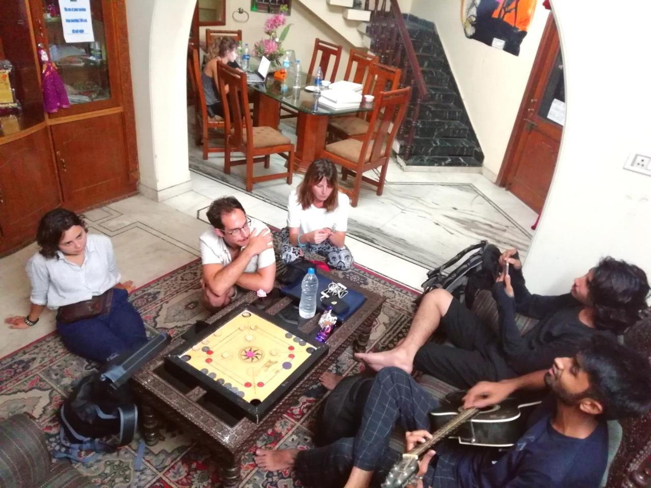 Lazy Mozo Backpackers Hostel Jaipur Bagian luar foto